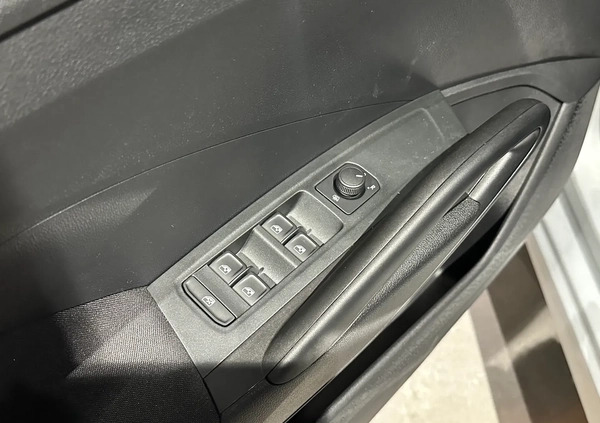 Skoda Fabia cena 97100 przebieg: 10, rok produkcji 2024 z Oława małe 326